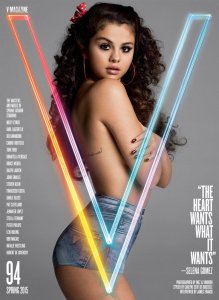 Selena Gomez Topless 02.jpg
