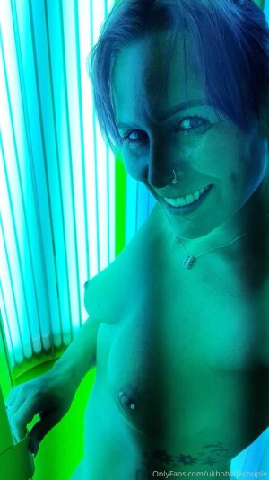 ukhotwifecouple-2021-05-26-2119417880-Fancy joining me while I’m naked and sweating a lot x.jpg