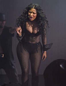 Nicki Minaj - New Look Wireless Festival in London 20.jpg