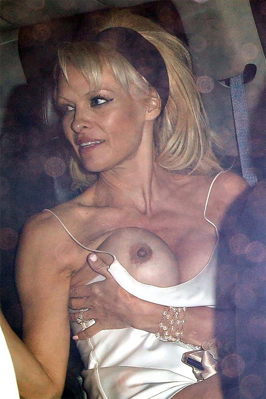 Pamela Anderson Thefappening