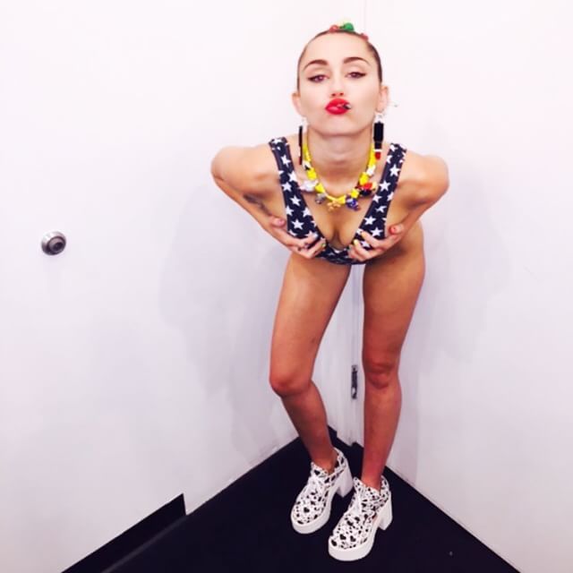 Miley Cyrus Thefappening Celebrity Photos Leaked