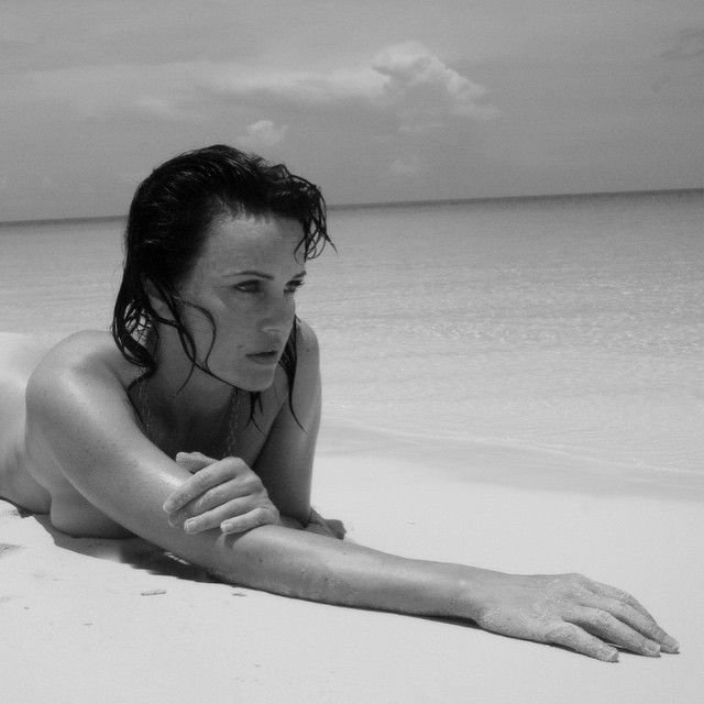 Carla Gugino Nude Photo 49