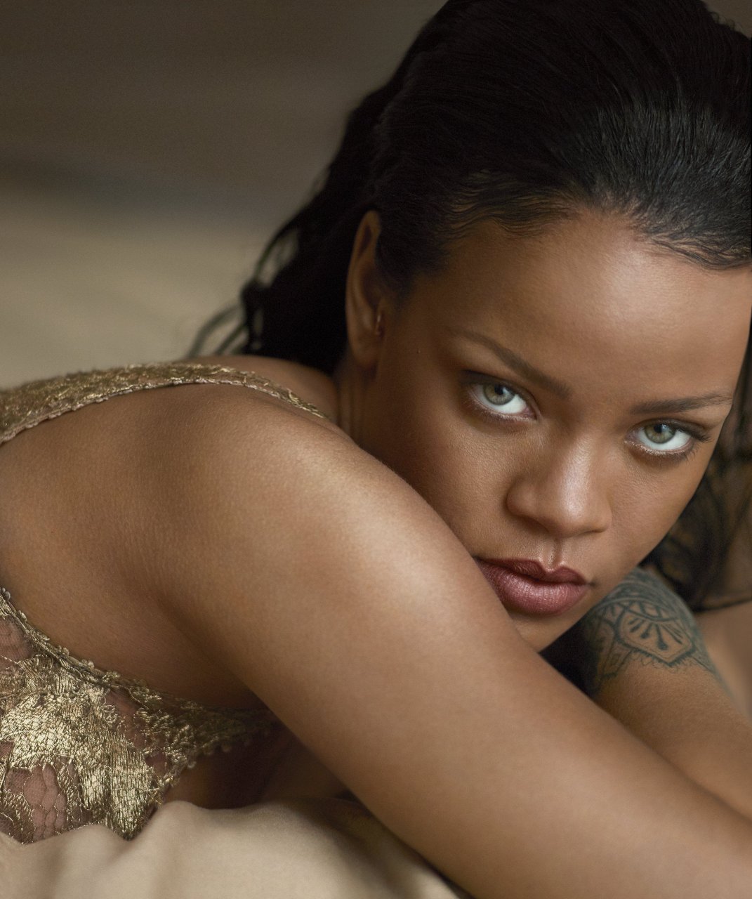 Rihanna Sexy 6 Photos Thefappening