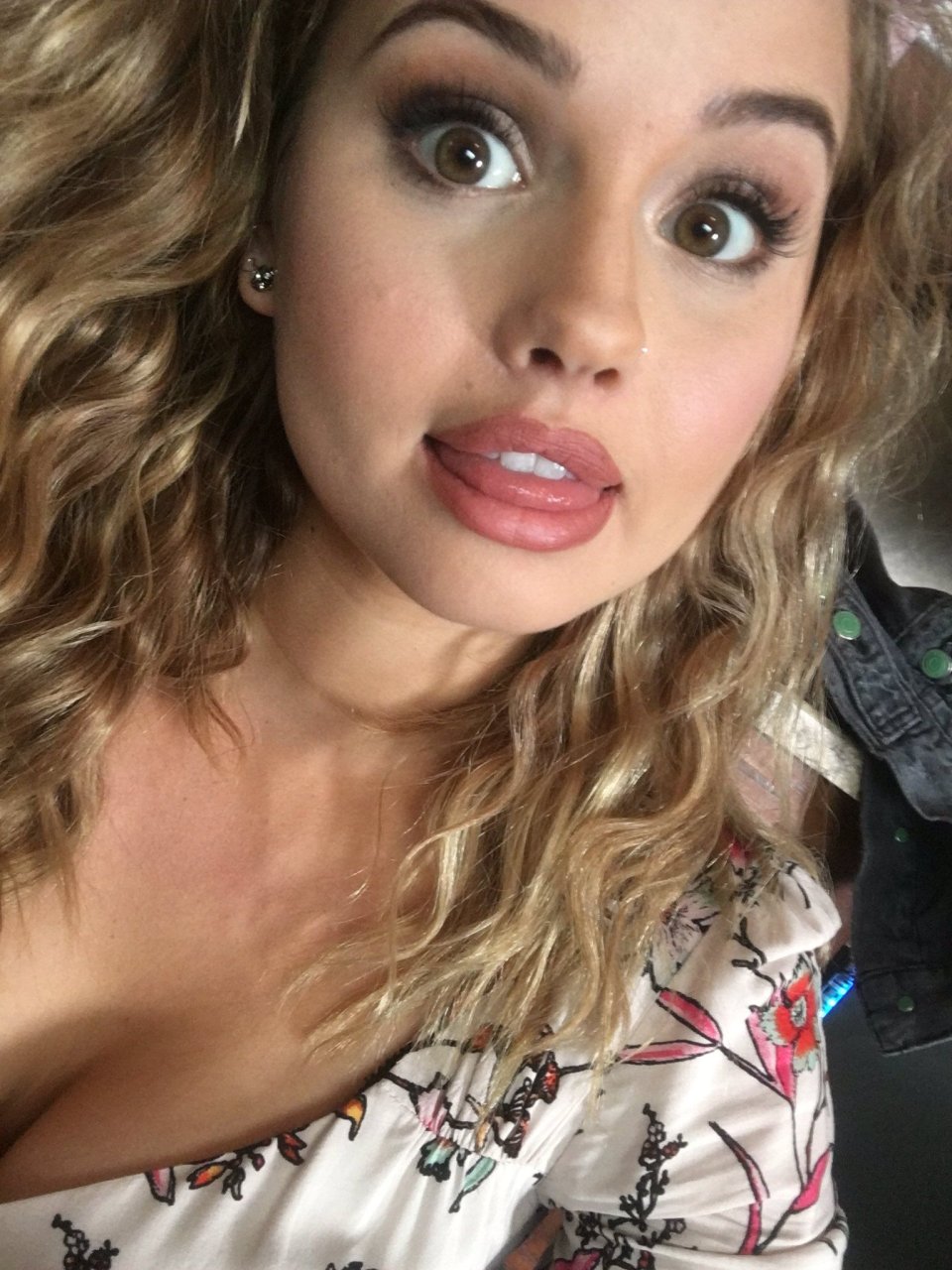 Debby Ryan Sexy Tits 4 Photos Thefappening 