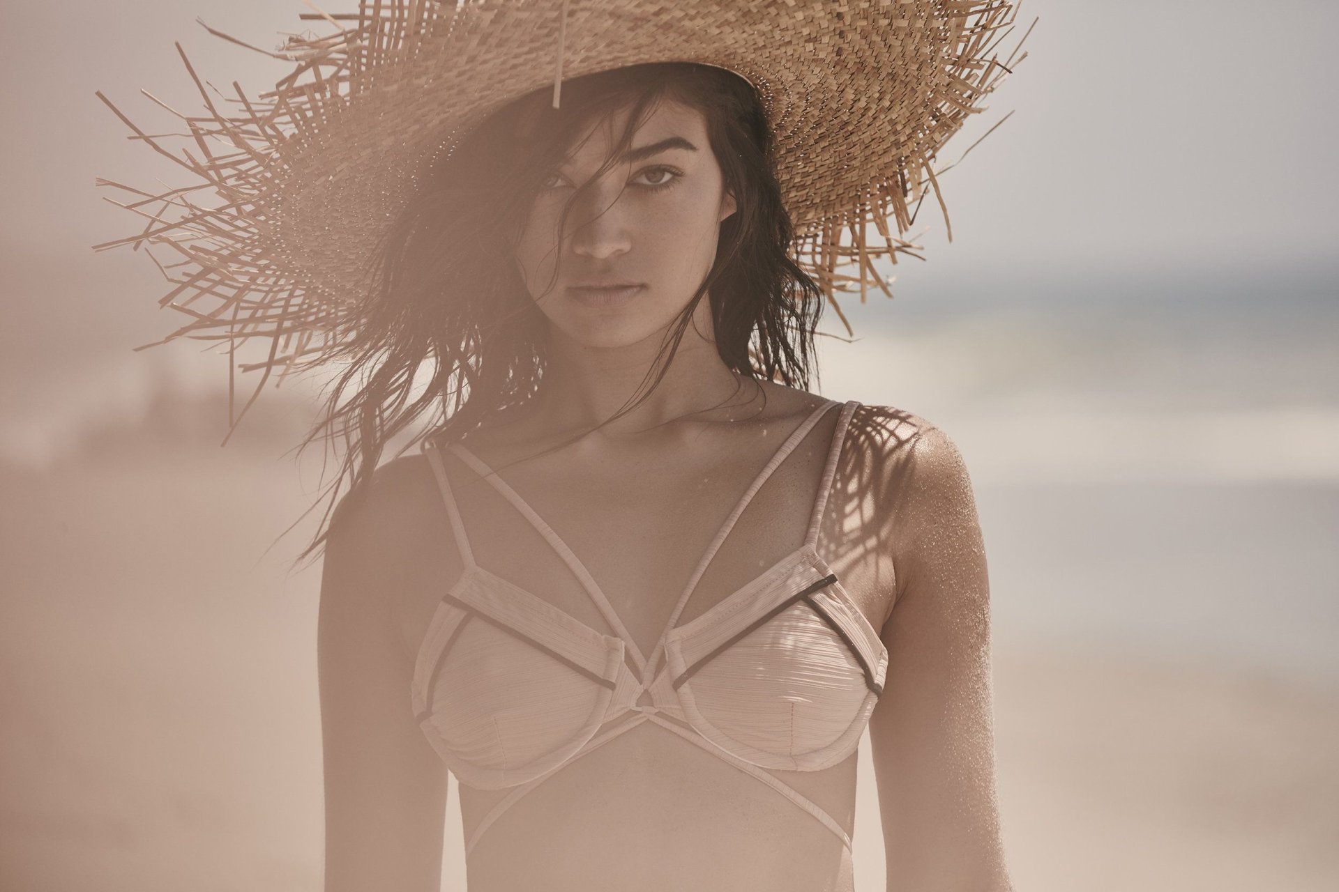 Shanina Shaik Sexy And Topless 76 Photos Thefappening