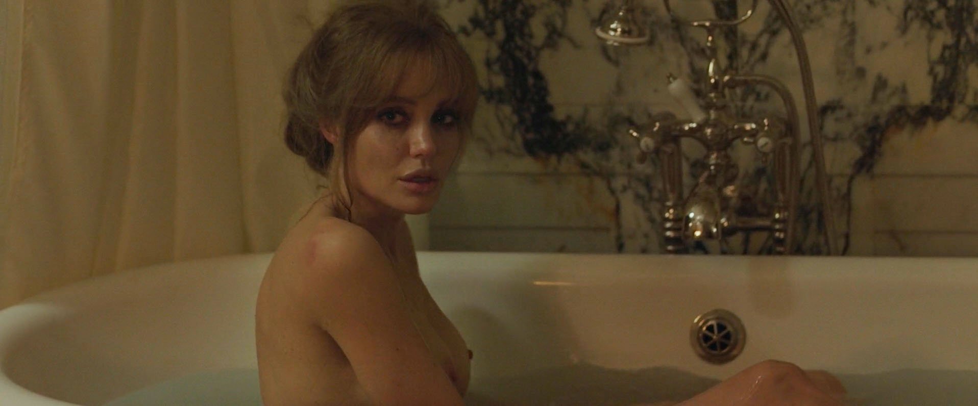 Best Angelina Jolie Nude Photo Gia Pic